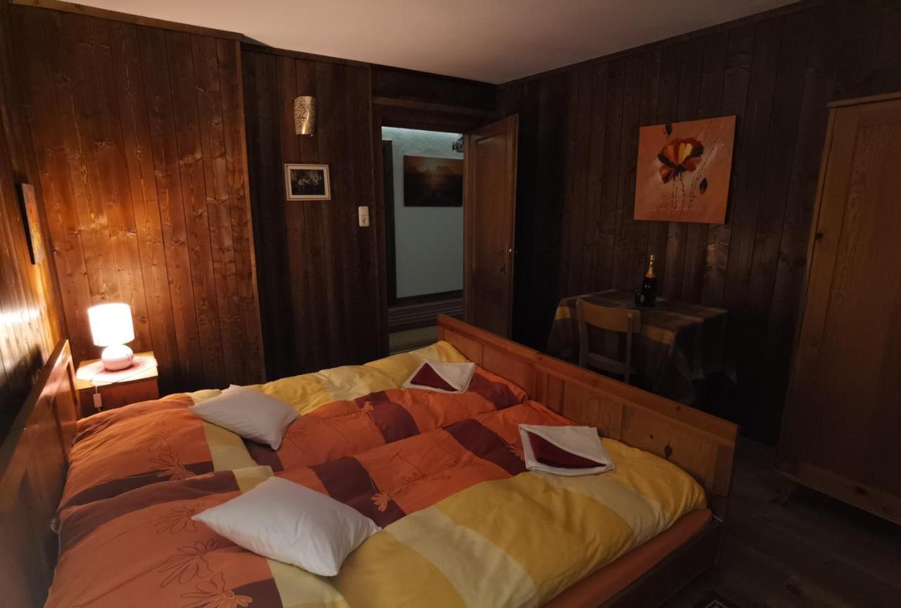 Haus Fiegl Ξενοδοχείο Oetz Εξωτερικό φωτογραφία