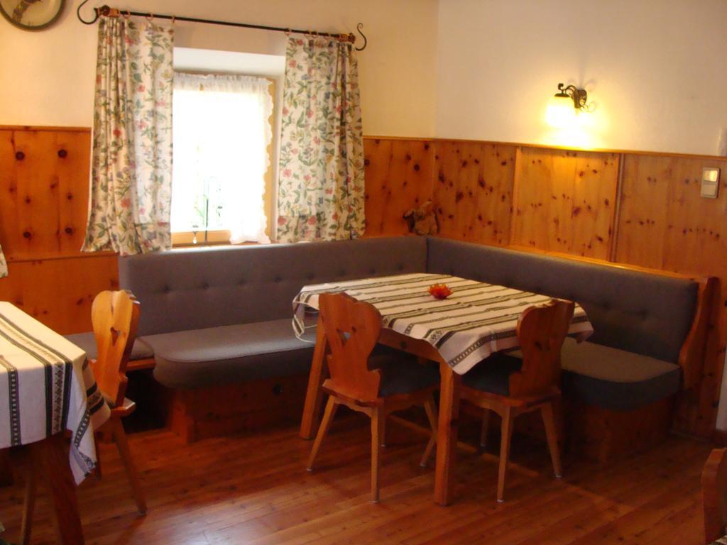 Haus Fiegl Ξενοδοχείο Oetz Εξωτερικό φωτογραφία