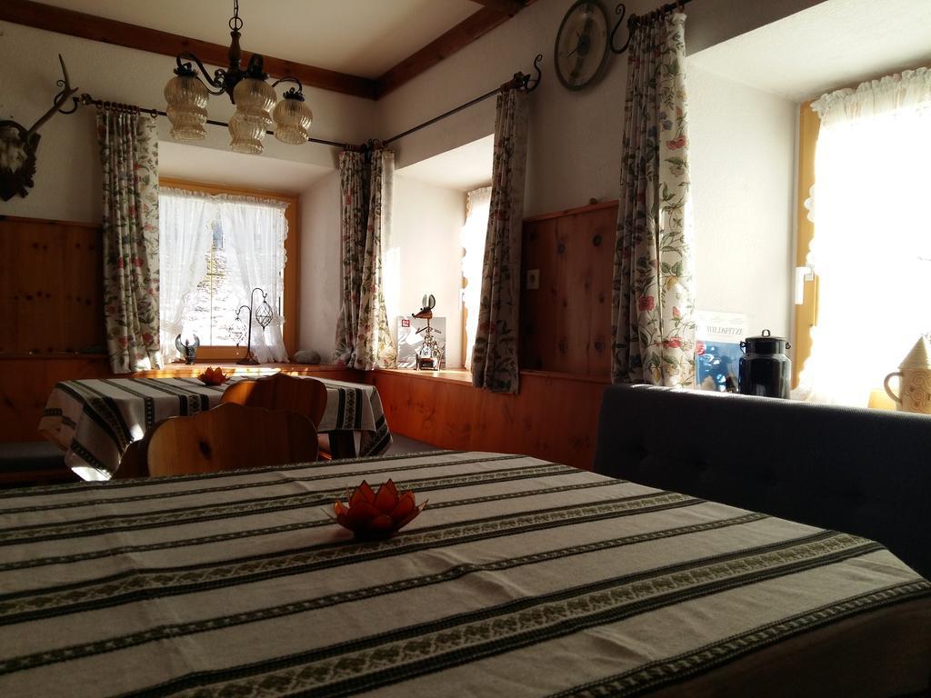 Haus Fiegl Ξενοδοχείο Oetz Εξωτερικό φωτογραφία